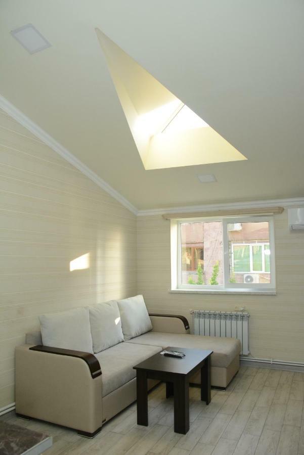 Holiday Home On Aygestan 11 Erevan Esterno foto